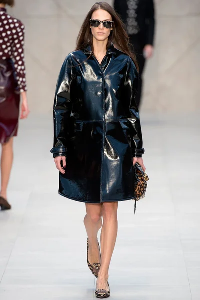 Look 7